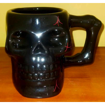 kubek czacha czaszka czarna